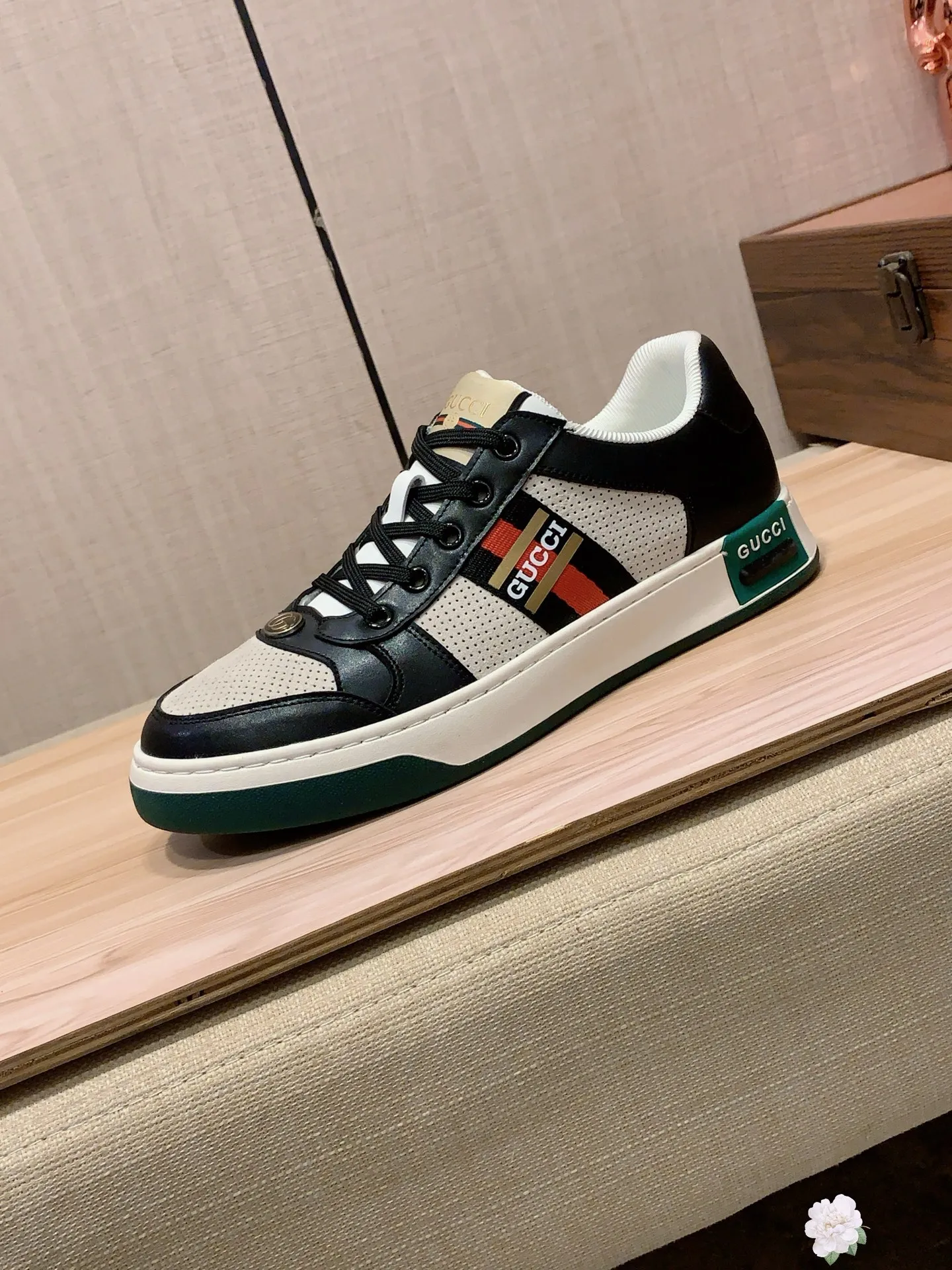 Men's Men's Shoes💰420💰💰🎩🎩[Lightning][Lightning] "Gucci*" The latest and most popular casual shoes, top brand [seduce] luxury ~ purchasing agency, top ~ quality. [Strong] The upper is made of imported breathable cowhide with fabric material ➕ Breathable sheepskin feet (•) and fine workmanship. The original stylish and stylish soft rubber wear-resistant and non-slip outsole is light and comfortable on the feet. The real thing looks better when photographed. 013: Size: 38-44, 3️⃣ colors selected